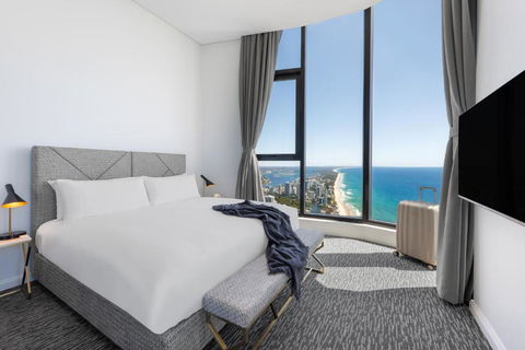 Meriton Suites Surfers Paradise - Great Ocean Road Tourism 0