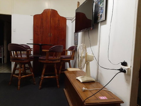 Meyenburg Dorm Room - Great Ocean Road Tourism 2