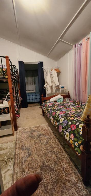 Meyenburg Dorm Room - Great Ocean Road Tourism 0