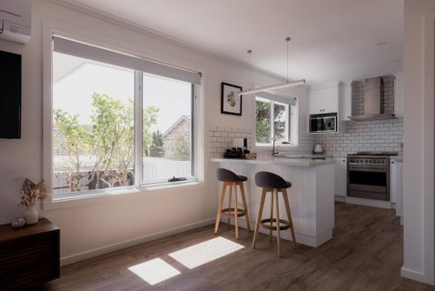 Modern Refurbished Unit In Charming Bellerive - Great Ocean Road Tourism 0