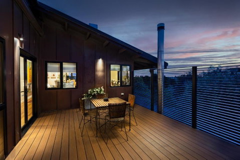 Modern St Kilda Apartment - Great Ocean Road Tourism 3