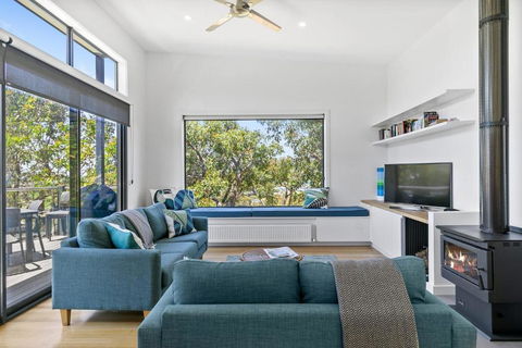 Namaste - Great Ocean Road Tourism 1