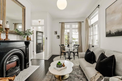 Narraweema Guesthouse - Historic Luxury BnB Retreat - Great Ocean Road Tourism 0