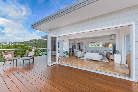 Nautical Views - Airlie Beach - Great Ocean Road Tourism 2