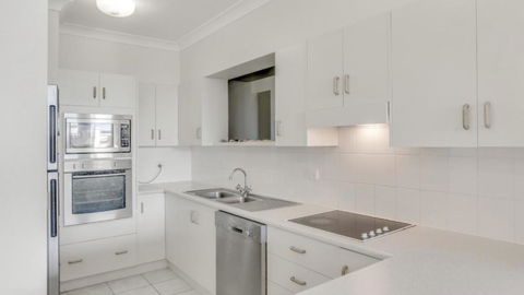 Nautilus On The Beach - Great Ocean Road Tourism 3