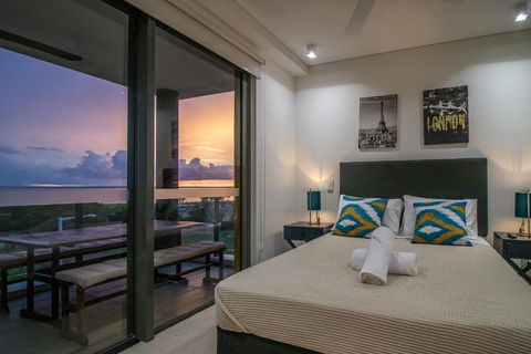 NEW - ZEN AT THE WATERFRONT - Luxury Waterfront Holiday Home For Families & Friends - Great Ocean Road Tourism 0