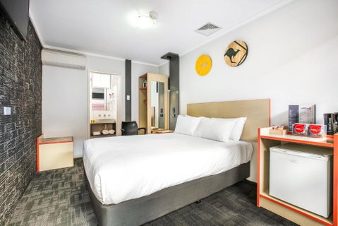 Nightcap At Jamison Hotel - Great Ocean Road Tourism 0