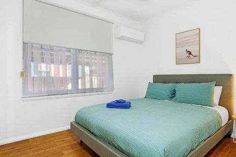 Nth Central 3BR - Split Systems Throughout & Wifi - Great Ocean Road Tourism 1