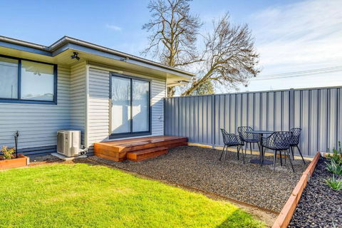Nth Central 3BR - Split Systems Throughout & Wifi - Great Ocean Road Tourism 3
