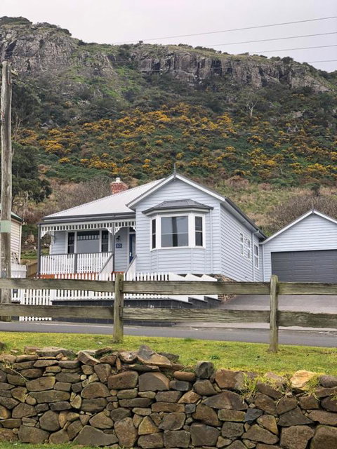 Number 10 -Queen Room With B/fast - Great Ocean Road Tourism 1