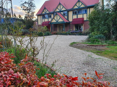 Oaktree Guest House - Great Ocean Road Tourism 1