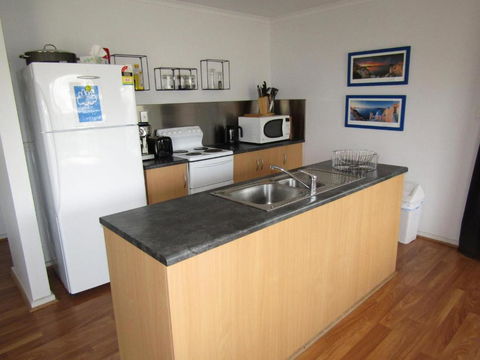 Ocean 17 - Great Ocean Road Tourism 1