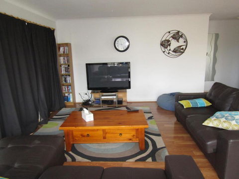 Ocean 17 - Great Ocean Road Tourism 3