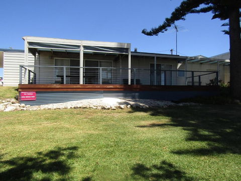 Ocean Devotion - Point Turton - Great Ocean Road Tourism 0