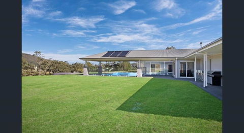 ON Keppies - BnB - Family Farm & Wedding Guest Accommodation Paterson NSW - Great Ocean Road Tourism 1