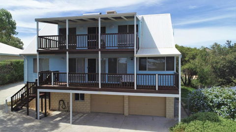 Ocean Vista Large Modern Home With Ocean Views - Great Ocean Road Tourism 1