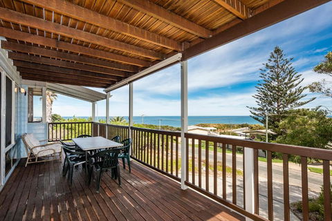 Ocean Vista Large Modern Home With Ocean Views - Great Ocean Road Tourism 2