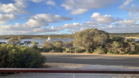 Off The Net - New Listing - Esplanade Property With Views Of The Channel - Great Ocean Road Tourism 0