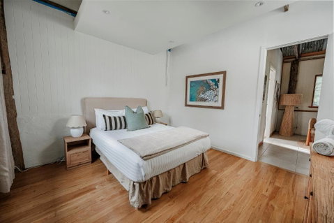 Orchard Cottage - Quiet Farm Escape - Great Ocean Road Tourism 1
