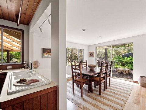 Orchard Homestead Countryside Retreat - Great Ocean Road Tourism 2