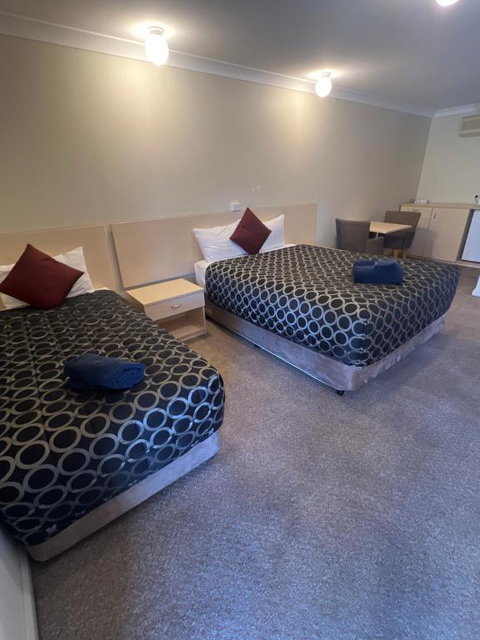 OVERLANDER MOTOR LODGE - Great Ocean Road Tourism 2