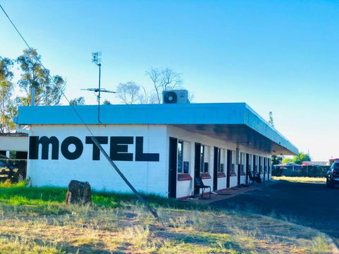 OXFORD HOTEL MOTEL - Great Ocean Road Tourism 2