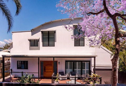 PACIFIC Stunning Coastal Home The Perfect Family Getaway - Great Ocean Road Tourism 0