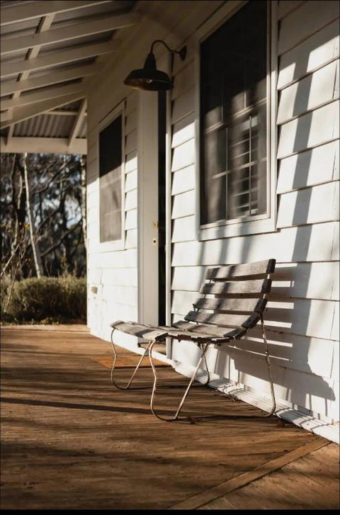 Peony Farm Pink Cottage - Great Ocean Road Tourism 2