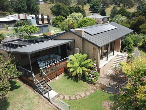 Perfect Country Home - Great Ocean Road Tourism 2