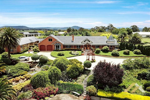 Perfect Entertainer-s Home With Pool - Great Ocean Road Tourism 0