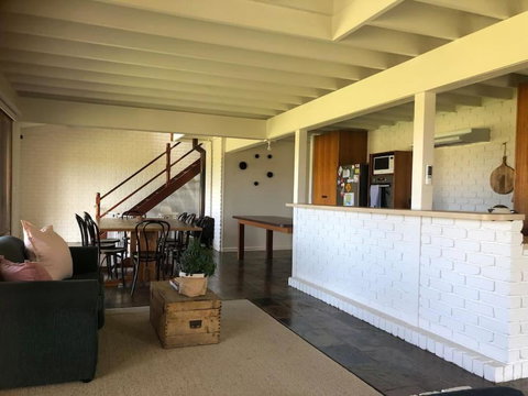 Peterborough Beach House - Great Ocean Road Tourism 0