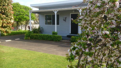 Phillip Island Cottages - Great Ocean Road Tourism 0