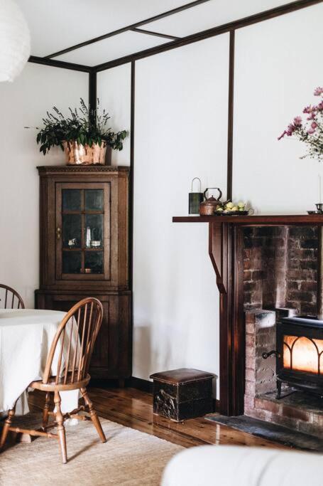 Pickers Hut - A Country Style Featured Dream Stay - Great Ocean Road Tourism 2