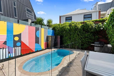 Port Paradiso - Great Ocean Road Tourism 0