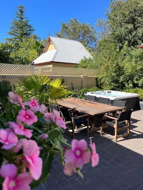 Porters Cottage Oasis - Great Ocean Road Tourism 0