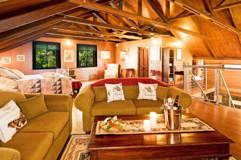 Possum Lodge At Cloudhill Estate - Great Ocean Road Tourism 0