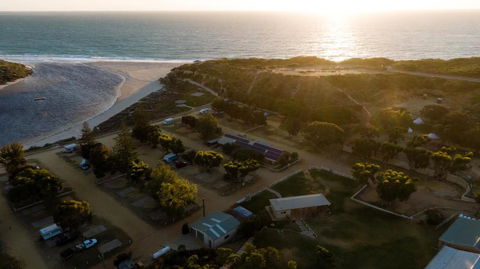 Pure Glamping Guilderton - Great Ocean Road Tourism 1