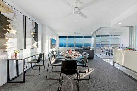 Q Tower At Surfers Paradise - From Level 3 - Private & Self Contained Apartments - Great Ocean Road Tourism 3