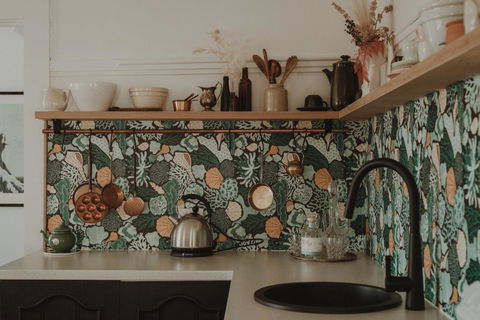 Quaint And Intimate 1-bed Seaside Cottage - Great Ocean Road Tourism 0