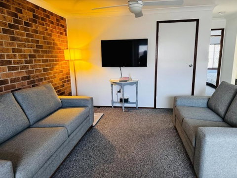 Quiet, 2bdrm Retreat In Tamworth - Great Ocean Road Tourism 0