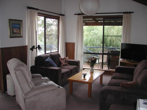Rainbow House - Great Ocean Road Tourism 2