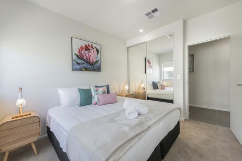 Astra Apartments Newcastle (Merewether) - Great Ocean Road Tourism 1