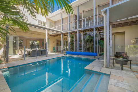 Augusta House - Great Ocean Road Tourism 0