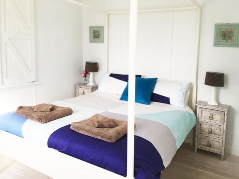 Aurora Beachfront Cottage - Great Ocean Road Tourism 1