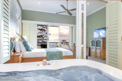 Avocado Sunset Bed & Breakfast - Great Ocean Road Tourism 0