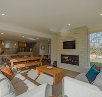 Baileys Beach House - Great Ocean Road Tourism
