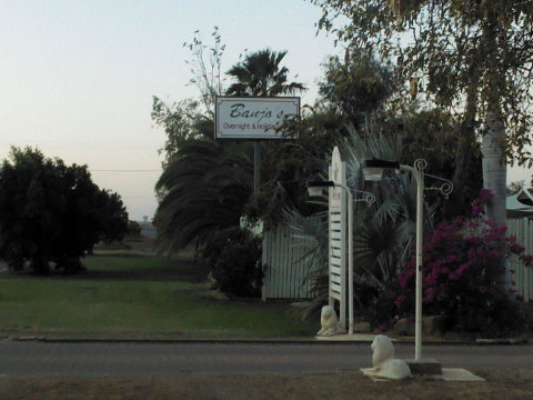 Banjos Overnight And Holiday Units - Great Ocean Road Tourism 1