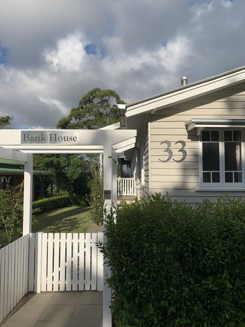 Bank House Tamborine Mountain - Great Ocean Road Tourism 1