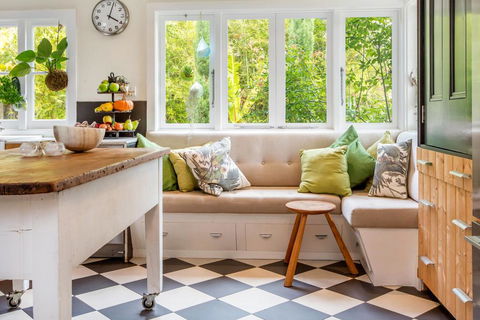 BARRIMA - SOMERS BEACH - Great Ocean Road Tourism 1