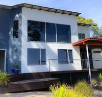 BAY OF FIRES BEACH SHACK ocean views from a modern Beachhouse - Great Ocean Road Tourism